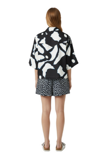 CROPPED HAWAIIAN SHIRT Bleeding Flowers Ecrublack