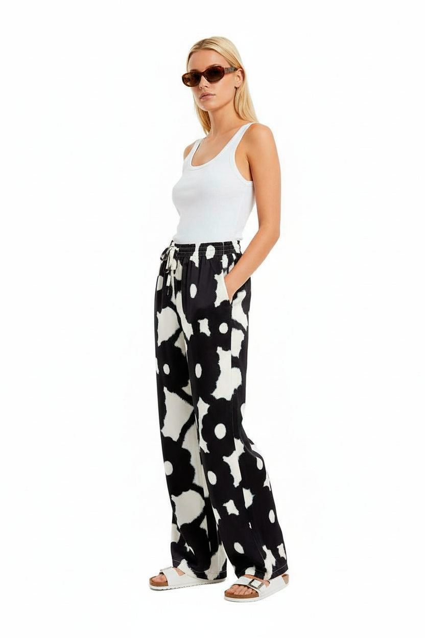 RELAX 2 PANT Bleeding Flowers Ecrublack - BANANATIME